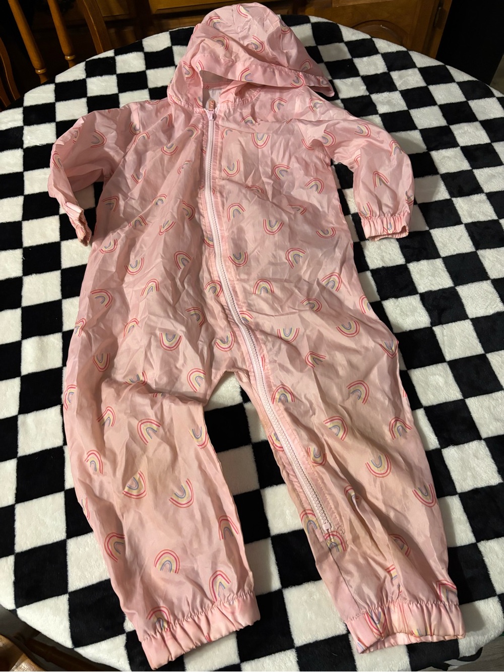 4T rainsuit “unbranded muddy buddy”